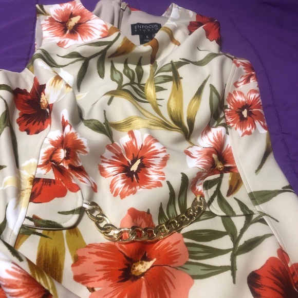 ENFOCUSED STUDIO SIZE 6 HAWAIIAN DRESS. - Picture 16 of 16